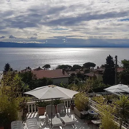 14178b Apartamento Lovran